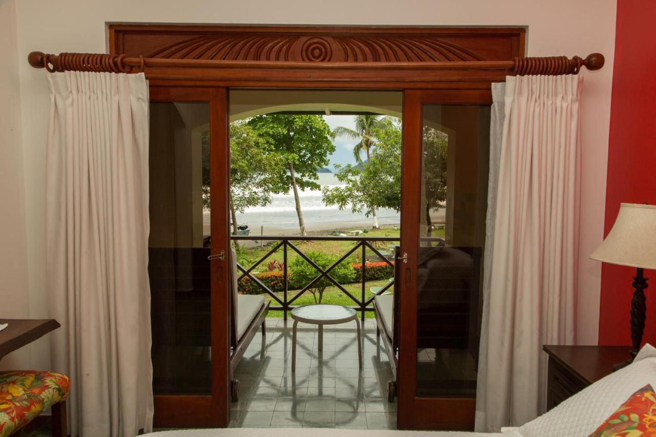 Hotel Club del Mar Oceanfront Jacó Esterno foto